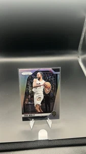 2024-25 PANINI PRIZM #148 EVAN MOBLEY SILVER PRIZM CLEVELAND CAVALIERS - Picture 1 of 2