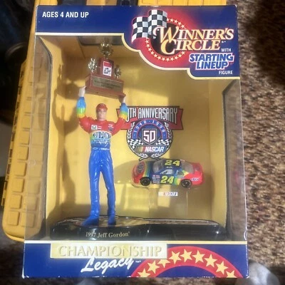 JEFF GORDON STARTING LINEUP CHAMPIONSHIP LEGACY WINNERS CIRCLE - Image 1 of 4