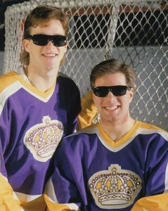 Luc Robitaille Jimmy Carson Los Angeles Kings Unsigned 8x10 Photo - Picture 1 of 1