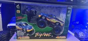 RC Bigfoot ChromaLusion Monster Truck Muscle Machines 1:32 Used HTF RARE  - Picture 1 of 6