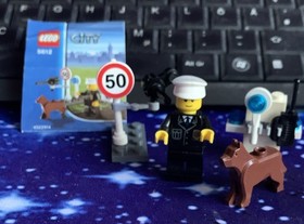 Lego City 5612 Policeman with Police Dog Radar Control Speed Camera Police with BA