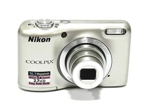 Nikon Coolpix L27 Digitalkamera 16.1MP 5x Zoom 2.7 LCD silber mit Trageriemen SD Karte  - Bild 1 von 6