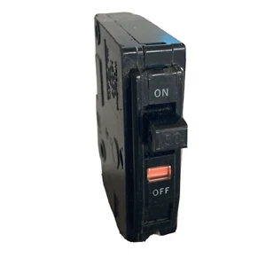 Square D QO130 30 Amp 1 Pole 120/240V Circuit Breaker QO BLACK FACE Trip Flag - Picture 1 of 10