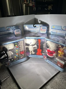 2004 Snoopy Memory Lane Toys THE PEANUTS GANG A CHARLIE BROWN CHRISTMAS 3 Dif - Picture 1 of 4