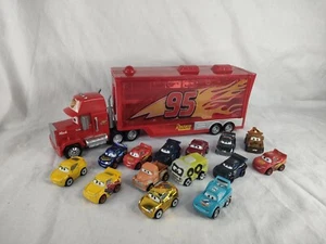 Disney Pixar Cars Mini Racers Mack Hauler Storage Truck Transporter With 14 Cars - Bild 1 von 10