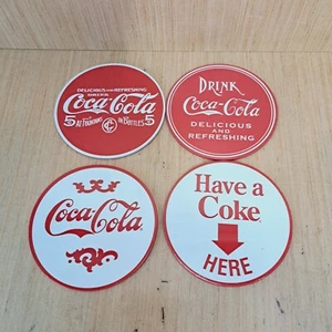 Coca Cola Blechuntersetzer 4er Set Rot Weiß Memorabilia - Bild 1 von 3
