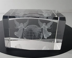3D Laser Etched Clear Glass Crystal Globe Angels Paperweight - Picture 1 of 5