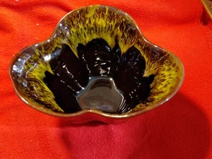 Canada Yellow Drip Glaze Pottery  Dish Mid Century Modern Vintage - Picture 1 of 10