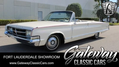 Chrysler 300L 1965 convertible Foto 1 de 4