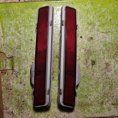 1980-1989 CADILLAC FLEETWOOD DEVILLE BROUGHAM JUEGO DE LENTES DE LUZ MARCADORES LATERALES TRASEROS Foto 1 de 4