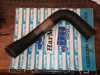 BOTTOM LOWER RADIATOR COOLANT HOSE - FITS: VAUXHALL CRESTA PA & VELOX (1959-60) - Image 1 of 3