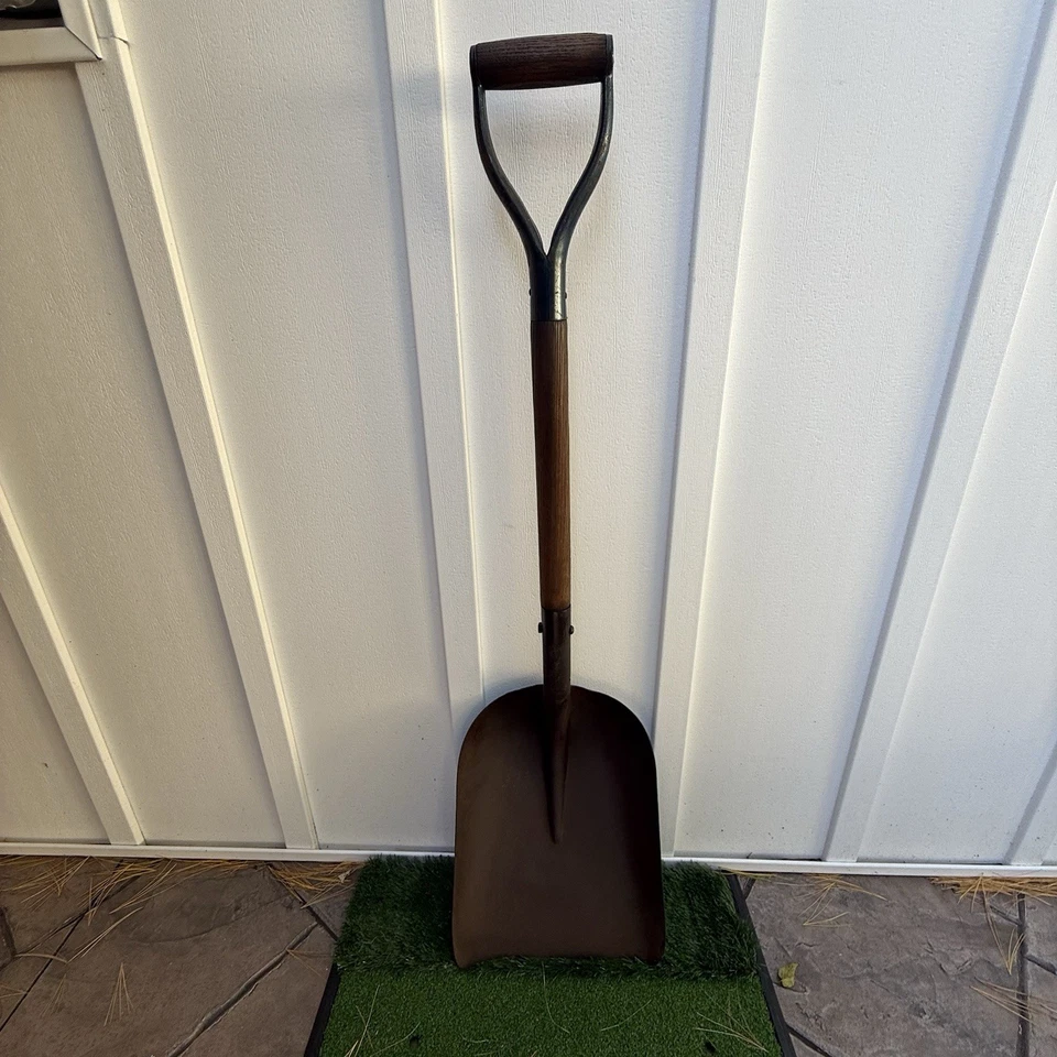 Vintage Ames True Temper “C.T.Co. STEEL” Grain Scoop Shovel Blue D Handle - Image 1 of 4