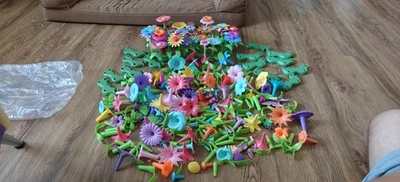 Gran lote de juguetes de construcción de jardín con flores para niños o niñas Foto 1 de 4