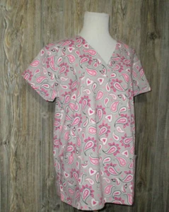Cassandra O Gray Pink Pasiley Print Short Sleeve Size Medium Scrub Top NWT - Picture 1 of 13