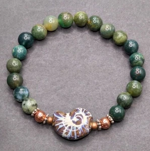 Ammonite 8mm Green Gemstone Beach Beaded Stretch Bracelet (17cm) S/M Wrist  - Picture 1 of 8
