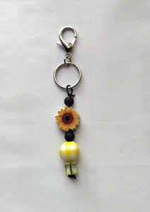 Handmade Black Yellow Sunflower Bead Keychain Bag Charm Clip Keyring Car Decor - Picture 1 of 3