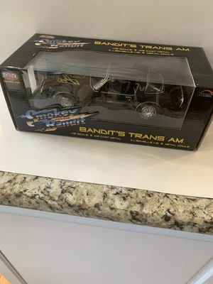 1977 Pontiac Firebird Trans Am Smoky And The Bandit Joyride 1:18 - Image 1 of 4
