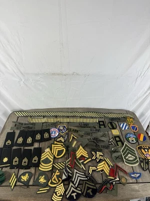 Lote de parches grandes del ejército de Estados Unidos Segunda Guerra Mundial / Corea / Vietnam Foto 1 de 4