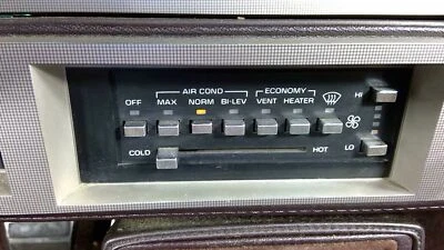 Cadillac Cimarron: 1984, 1985, 1986, 1987, 1988, climatizador electrónico Foto 1 de 4