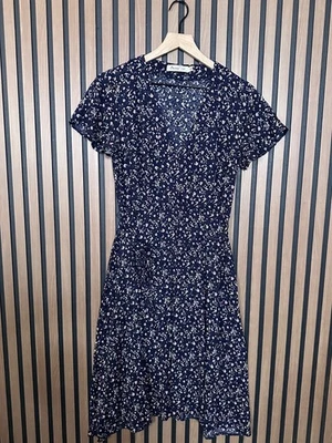 Vestido envolvente Sunny Girl mediano para mujer azul floral fluido boho Foto 1 de 4