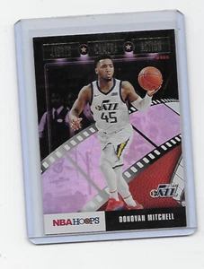 DONOVAN MITCHELL 2019-20 PANINI NBA HOOPS #9 LIGHTS CAMERA 'HOLO' GOLD PARALLEL - Picture 1 of 1