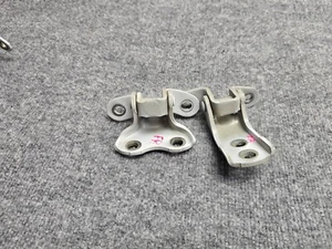 TOYOTA CAMRY 18-24 DOOR HINGES SUPPORT HINGE FRONT RIGHT RH LOWER AND UPPER OEM - Bild 1 von 2
