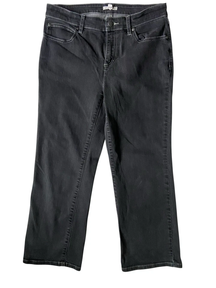 Pantalones de mezclilla elásticos recortados Eileen Fisher talla 8 negros pierna recta silenciosos de lujo Foto 1 de 4