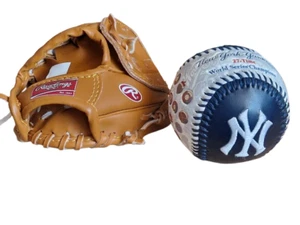 Rawlings Kinder Baseball Handschuh mit New York Yankees Ball Sammler Set - Bild 1 von 10