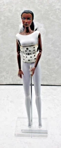 2009 Integrity Toys Fashion Royalty Bionica Jordan FUTURE PERFECT Doll - Picture 1 of 6