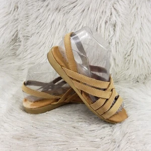 COBBIE CUDDLERS Light Brown Strappy Leather Casual Comfort Sandals Womens Size 8 - Picture 1 of 6
