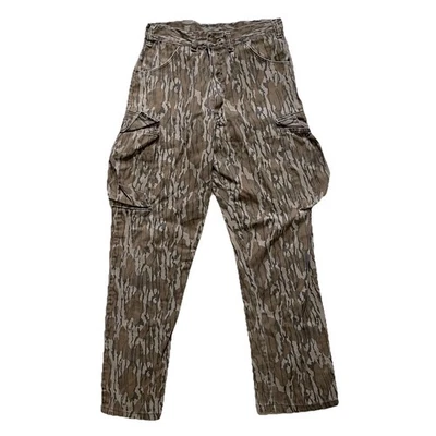 Vintage 90’s RealTree Camo Cargo Hunting Pants 30x29 - Image 1 of 4