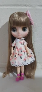 MIDDIE BLYTHE DOLL with LIGHT BROWN HAIR - Picture 1 of 6