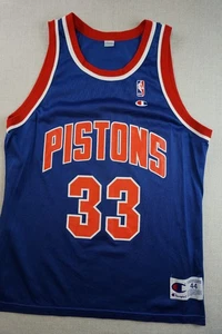 Vintage Champion Men’s Size 44 L Detroit Pistons Grant Hill #33 Jersey Blue - Picture 1 of 6