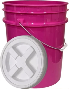 5 Gallon Food Grade Magenta Pink Bucket with Screw On Airtight Lid - MADE IN USA - Picture 1 of 4