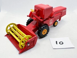 MATCHBOX LESNEY KING SIZE # K-9 CLAAS COMBINE HARVESTER DIECAST TRACTOR FARMING - Picture 1 of 5