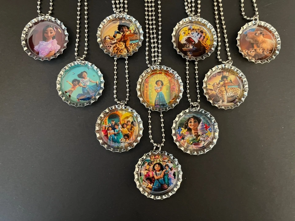 favores de fiesta para niños collar ENCANTO /10 empaquetados individualmente/ Búsqueda de huevos de Pascua Foto 1 de 1