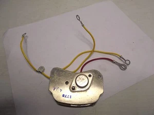 Voltage Regulator-Alternator BWD R696 NEW OLD STOCK - Picture 1 of 4