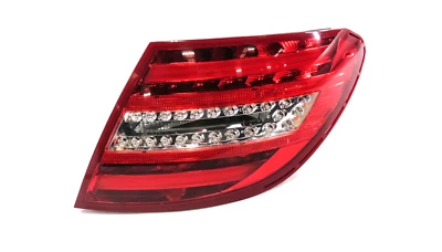12-15 LUZ FRENO LUZ TRASERA PASAJERO DERECHO MERCEDES BENZ C250 C300 C350 (W204) Foto 1 de 4
