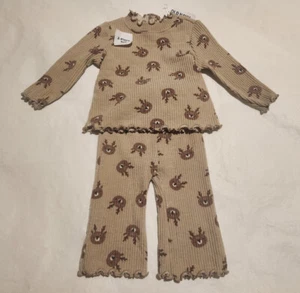 NWT Old Navy Reindeer Print Top Pants Outfit 2PC Set Baby Girl - Picture 1 of 1