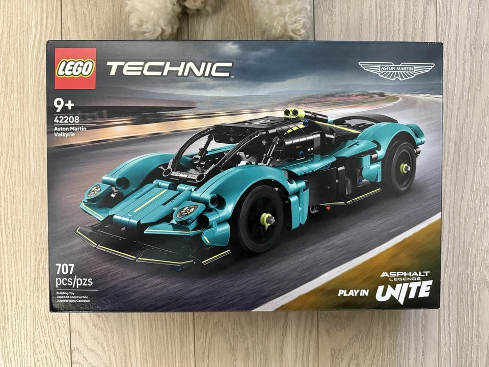 [ SALE ] LEGO Technic Aston Martin Valkyrie 42208 Building Kit (707 Pieces) - Image 1 of 1