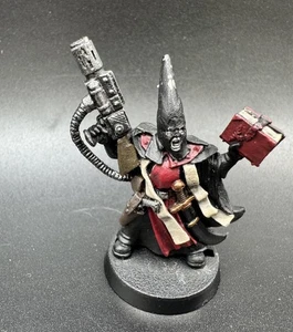 Necromunda Redemptionists Redemptor Priest mit Meltagun 90er Metall - Bild 1 von 2