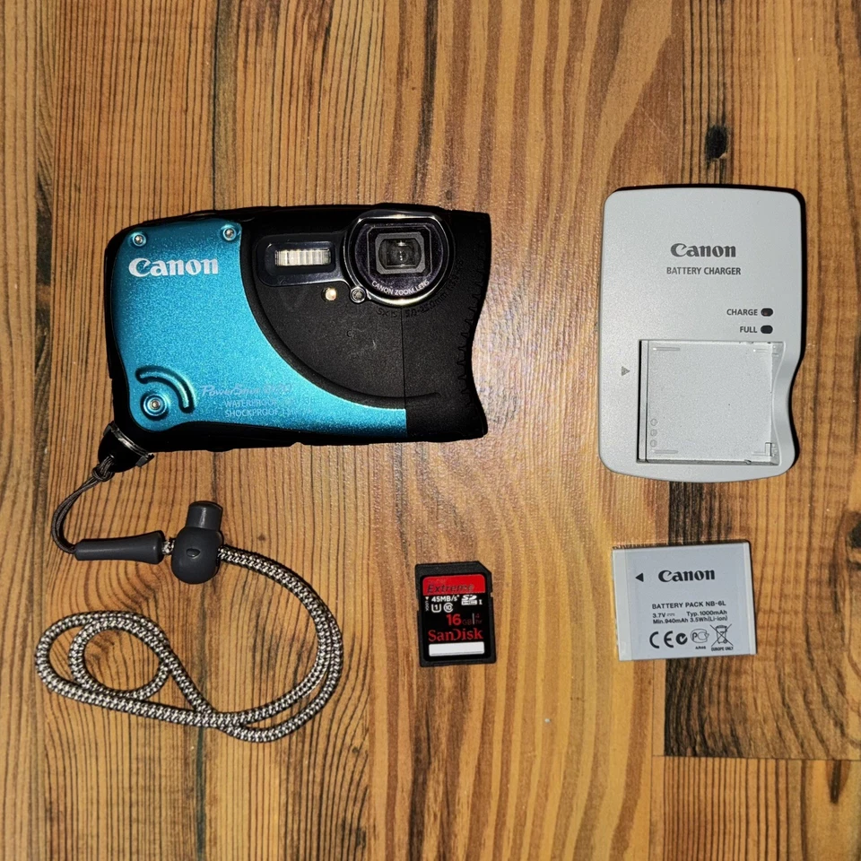 Canon PowerShot D20 (Blue) – Great Condition – Waterproof Adventure Camera - image 1 of 3