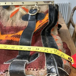 Vintage 1970 Large Holdall Carpet Bag - Picture 1 of 9