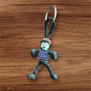 Cabincord Zombie Halloween Paracord Keychain - HAND MADE IN UK - Picture 1 of 2