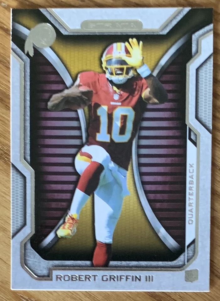 ROBERT GRIFFIN III, 2012 TOPPS STRATA ROOKIE CARD, FOOTBALL STAR ! - Image 1 of 1