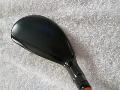 TaylorMade SIM2 Hybrid Rescue 17° Graphite Design Tour AD DI 70S Right-Handed - Image 1 of 4