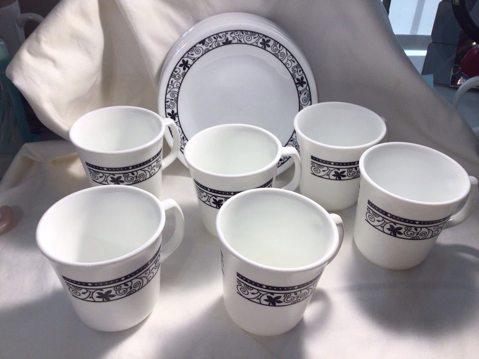 7 tazas Corelle by Corning Winding Gate con platillos borde de desplazamiento negro Foto 1 de 4