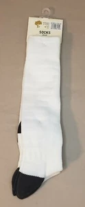 Tucker + Tate 2 Pack White Soccer Socks Size 5 - 6 Shoe Size 4.5 - 8.5 - Picture 1 of 4