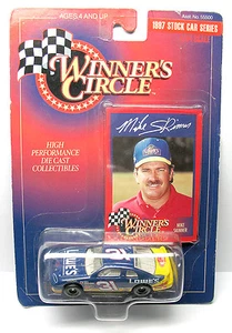 Kenner Mike Skinner #31 Monte Carlo Winner's Circle - LOWES - 1:64 - Picture 1 of 7