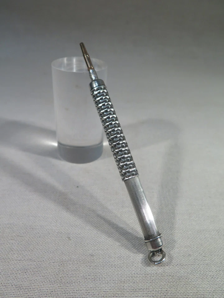 ANCIEN JOLI PETIT PORTE MINE CRAYON ARGENT PENDENTIF BRELOQUE 1900   - Photo 1/1